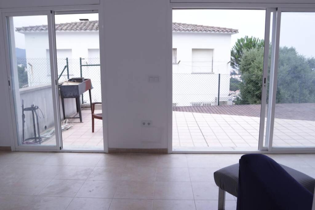 Costa Brava Apartment With Stunning Sea View Llanca Luaran gambar