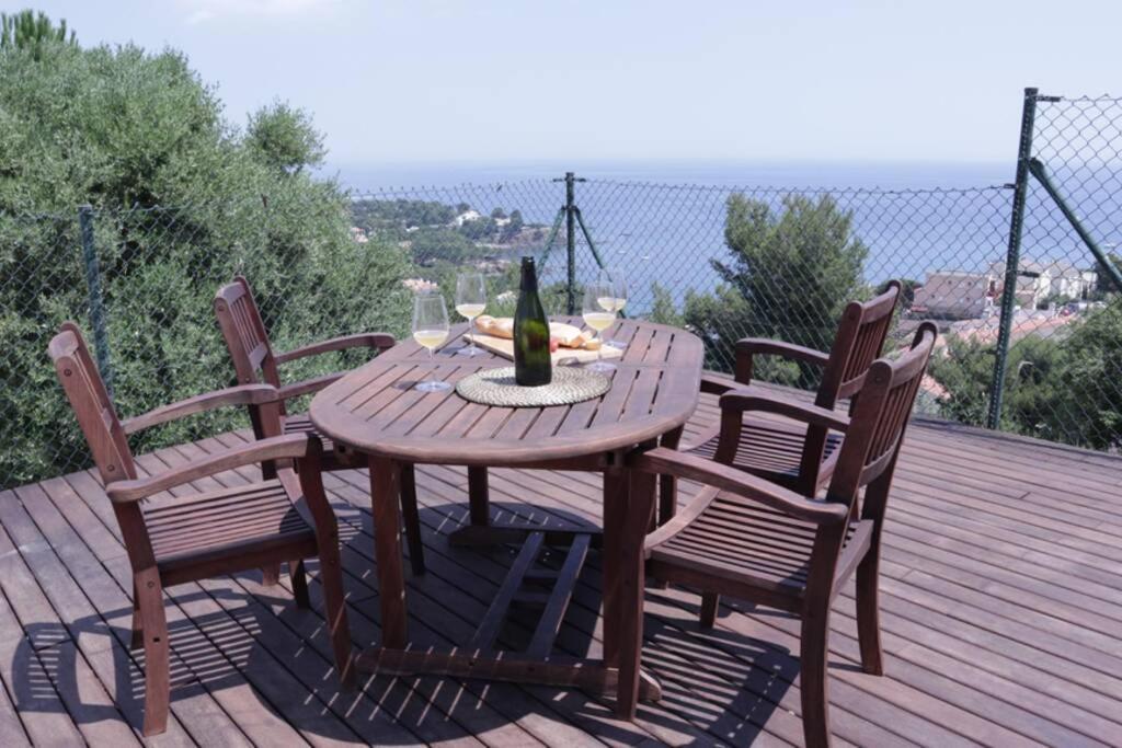Costa Brava Apartment With Stunning Sea View Llanca Luaran gambar