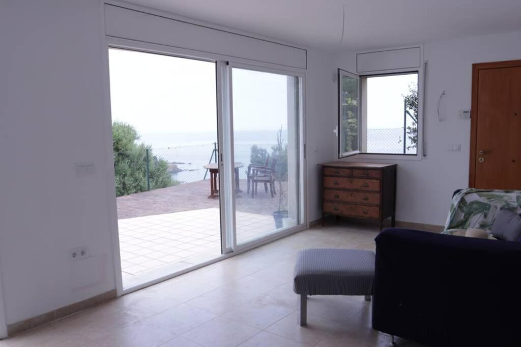 Costa Brava Apartment With Stunning Sea View Llanca Luaran gambar
