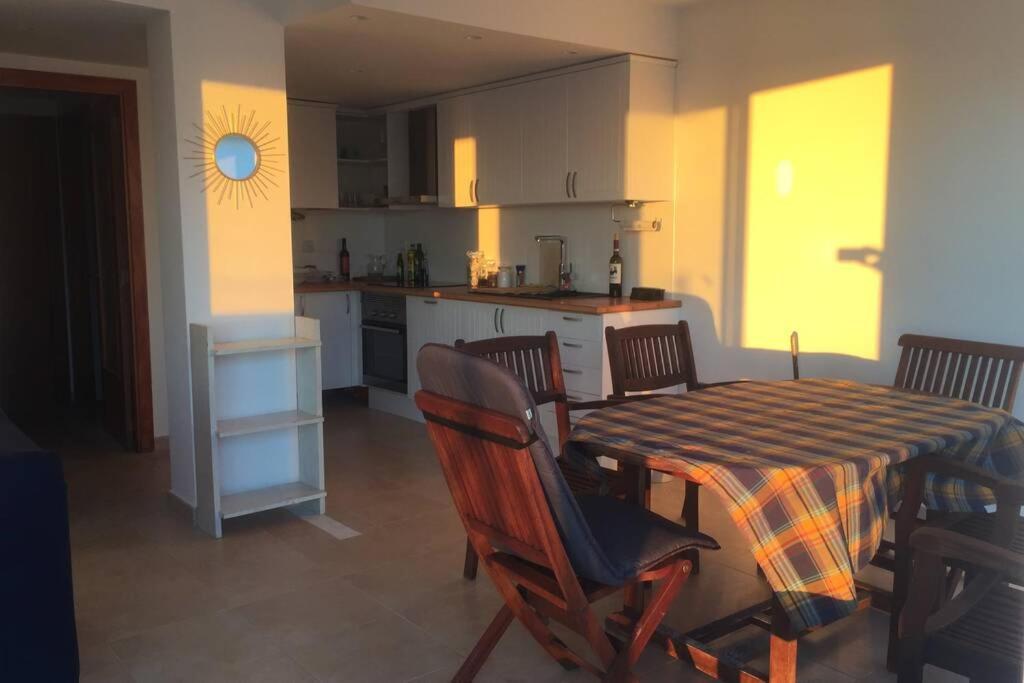 Costa Brava Apartment With Stunning Sea View Llanca Luaran gambar