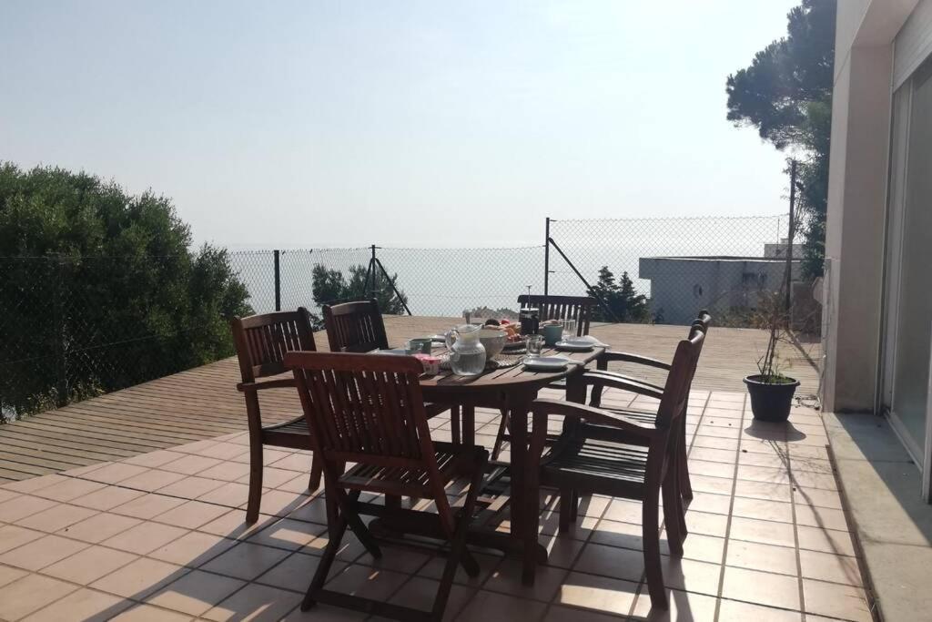 Costa Brava Apartment With Stunning Sea View Llanca Luaran gambar